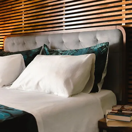 One&only Melissa * 치비타베키아