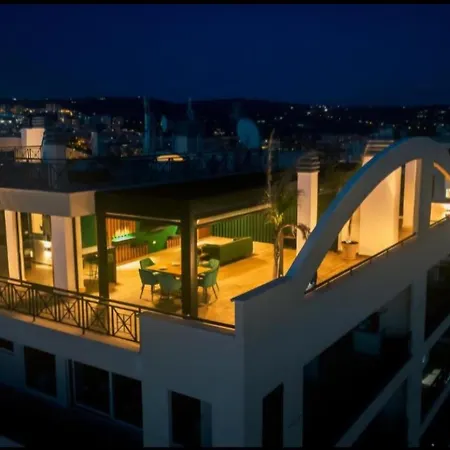 Hsg Apartment *